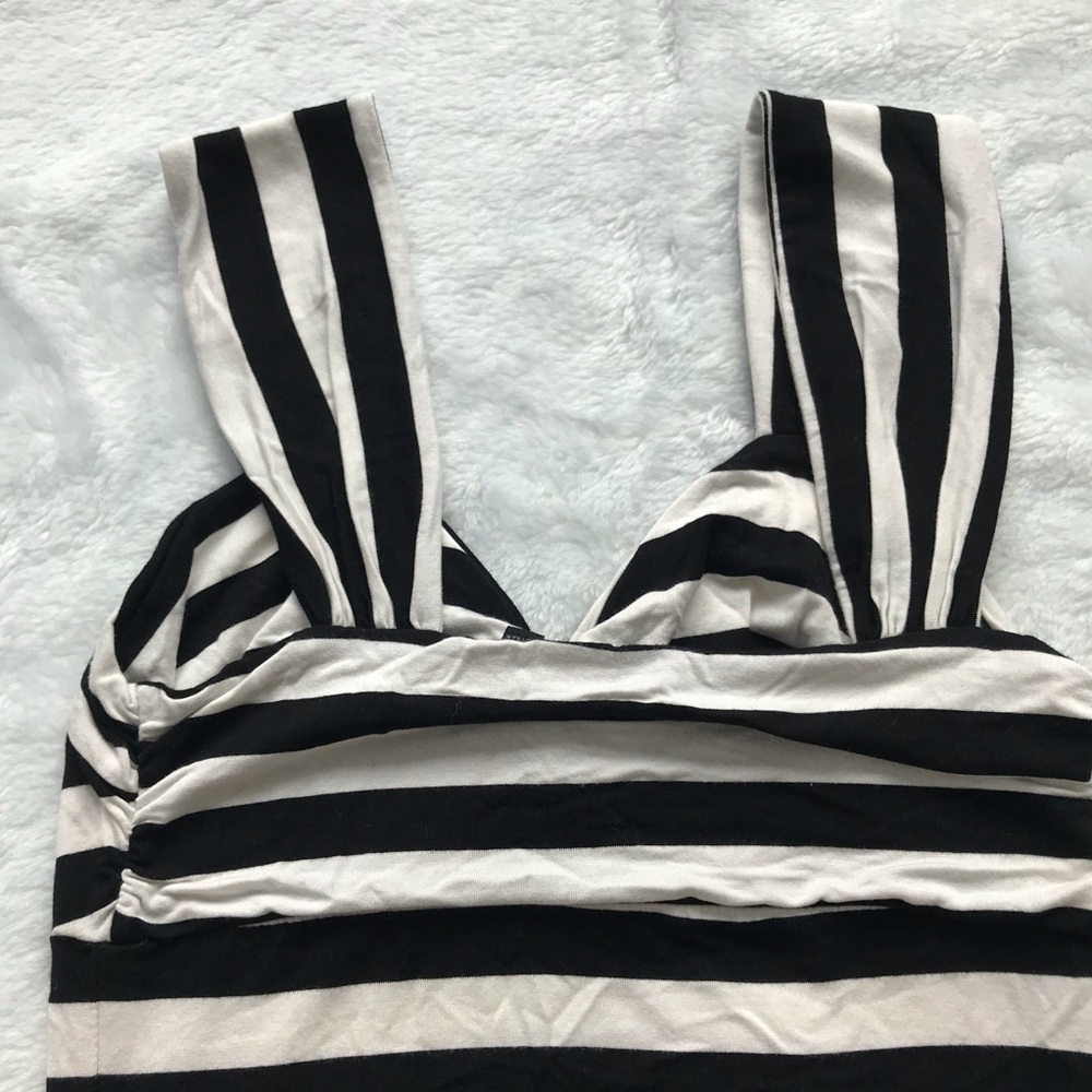 Top by guess ( size S ) - Picture 3 of 5